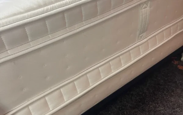 double pillow top king size mattress, mattress flipping benefits, flippable mattress, pillow top latex, eurotop, euro top mattress, double pillow, natural double pillow top, double sided mattress, flippable mattress