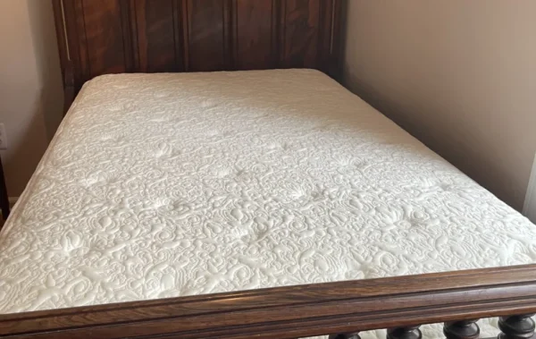 3 4 mattress for antique bed, 3/4 bed, 44 x 74 mattress, 3 4 bed, 3/4 mattress, antique bed mattress, antique bed, antique box springs, custom box spring, custom mattress, 48" mattress